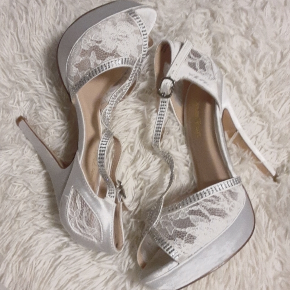 Women's white lace silk stilettos with rhinestones